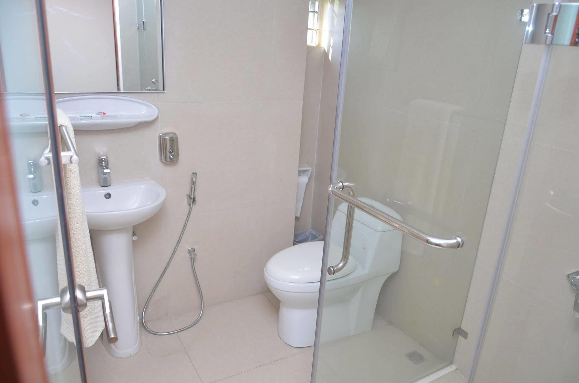 La Rose Hotel Sylhet Dış mekan fotoğraf